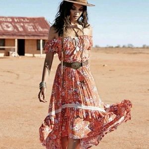 ✨Spell Swap✨Revolver Gown🧡